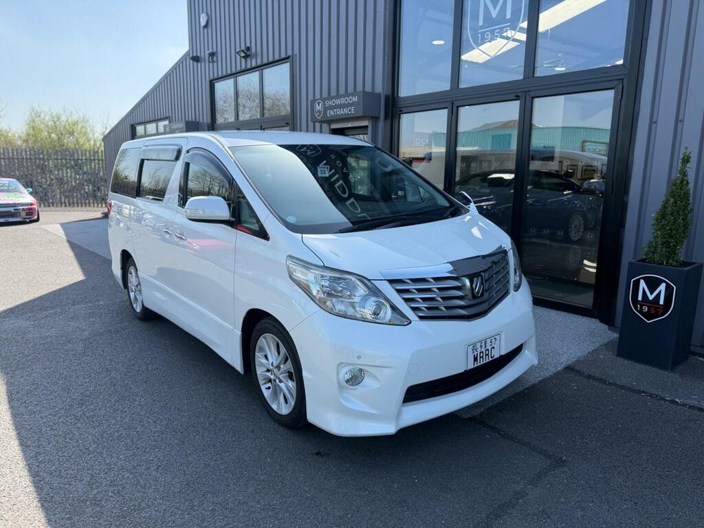 Toyota Alphard 240S 2.4 8 Seater White #6