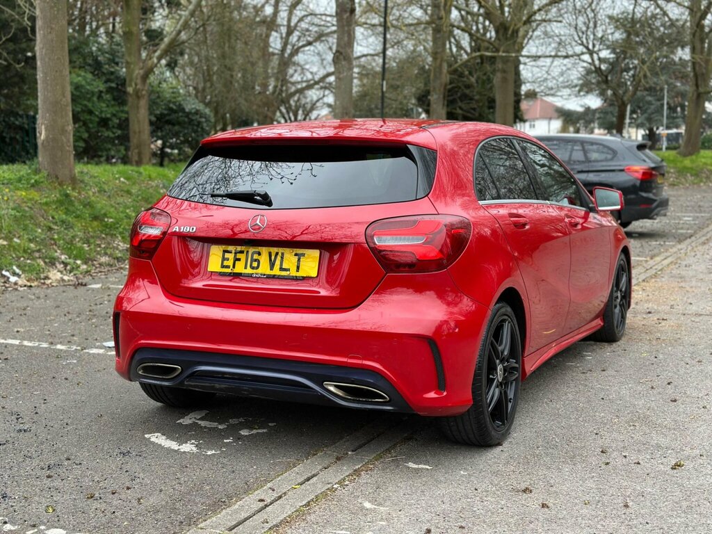 Mercedes-Benz A Class 1.6 A180 Amg Line Premium Euro 6 Ss Red #4