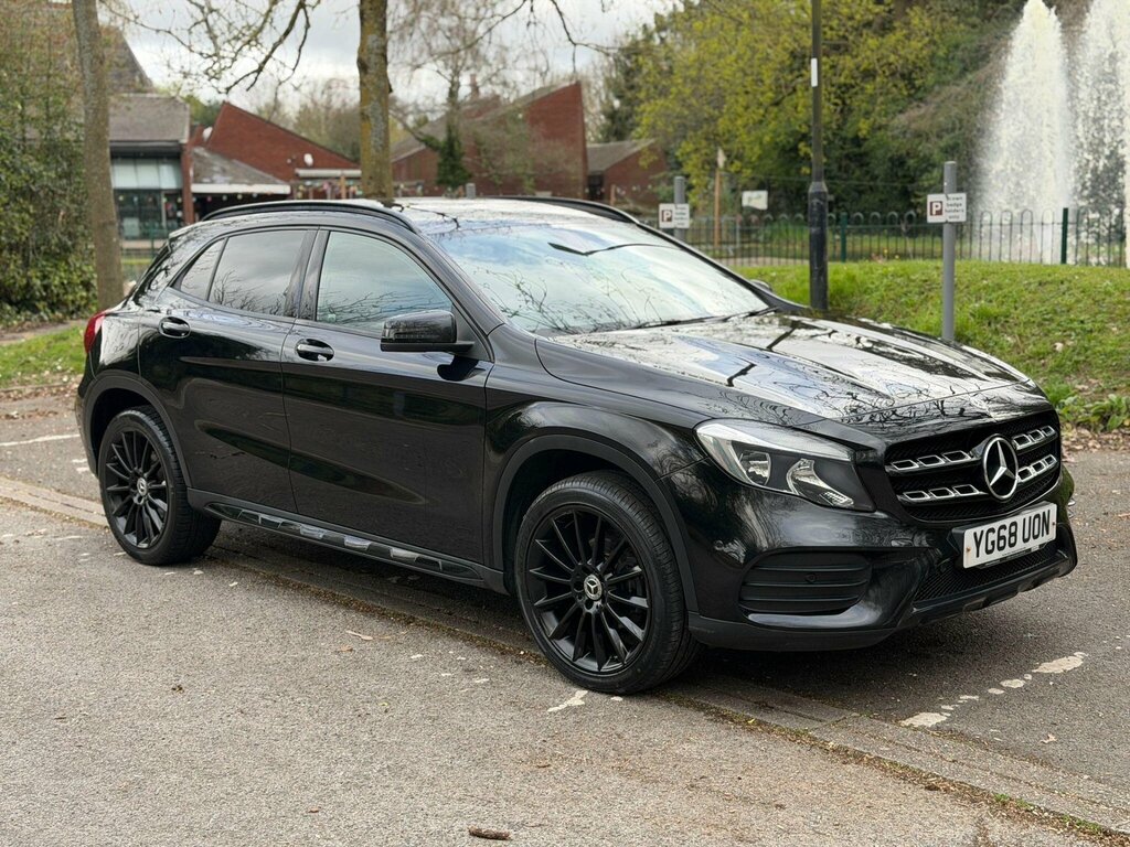 Mercedes-Benz GLA Class 1.6 Gla200 Amg Line Executive Euro 6 Ss Black
