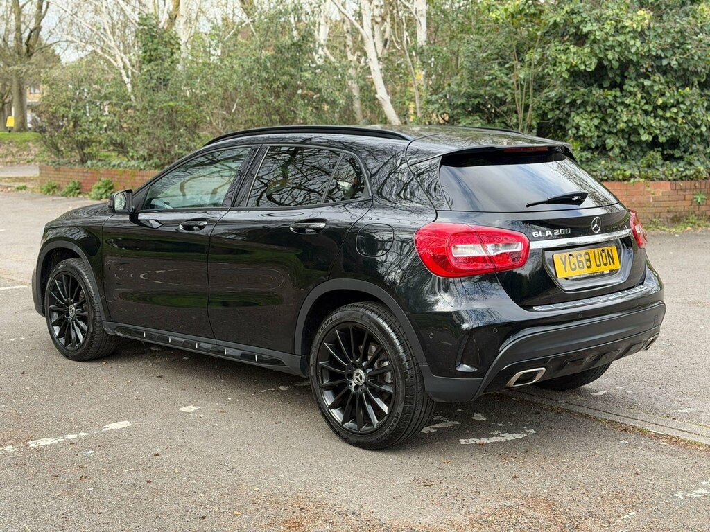 Mercedes-Benz GLA Class 1.6 Gla200 Amg Line Executive Euro 6 Ss YG68UON Black #6