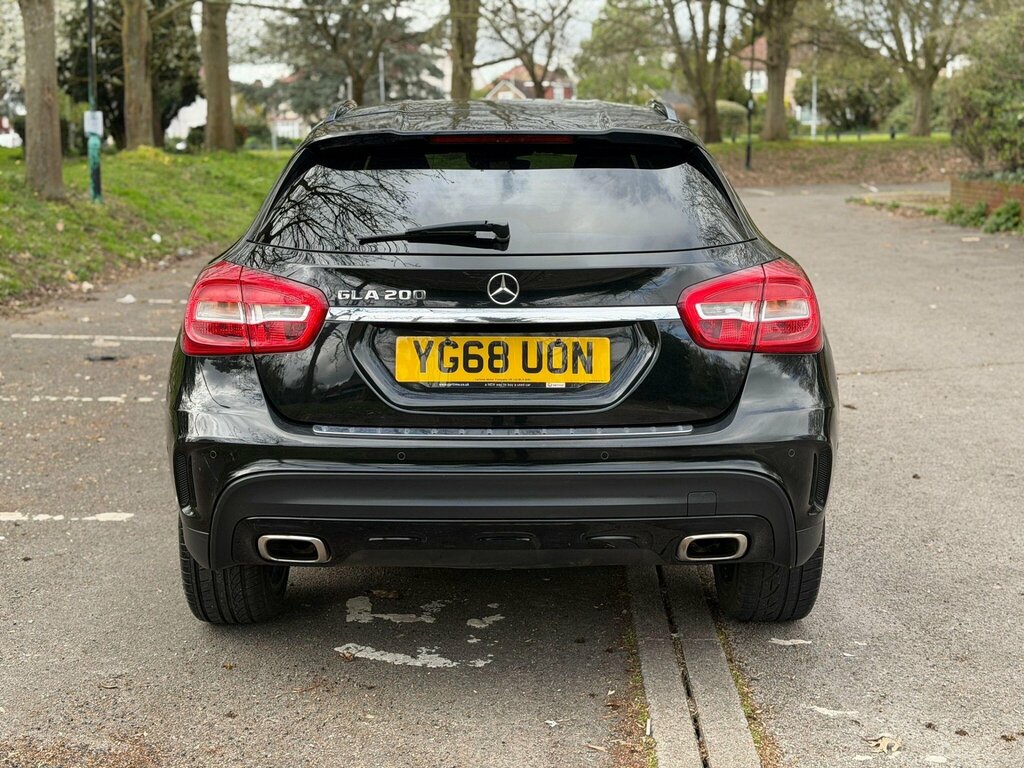 Mercedes-Benz GLA Class 1.6 Gla200 Amg Line Executive Euro 6 Ss YG68UON Black #5