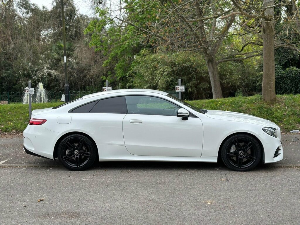 Mercedes-Benz E Class 2.0 E220d Amg Line G-tronic Euro 6 Ss RK68CCO White #3