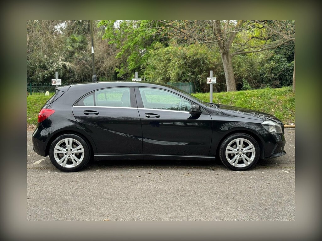 Mercedes-Benz A Class 1.5 A180d Sport Executive 7G-dct Euro 6 Ss Black #3