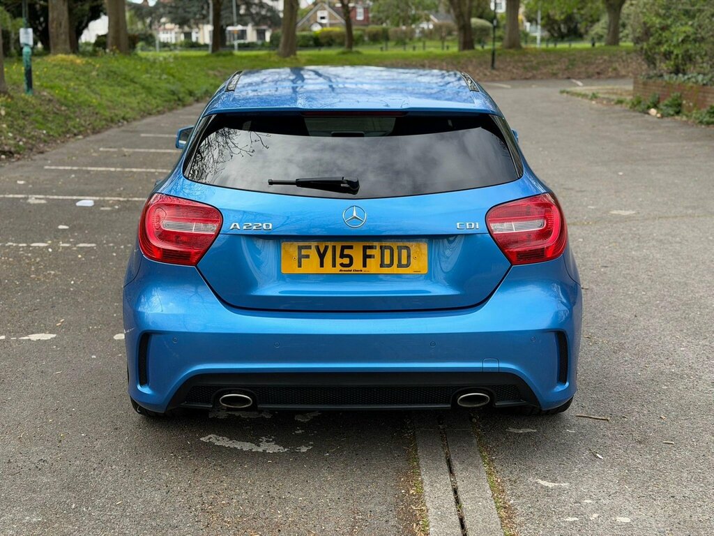 Mercedes-Benz A Class 2.1 A220 Cdi Amg Sport 7G-dct Euro 6 Ss FY15FDD Blue #4