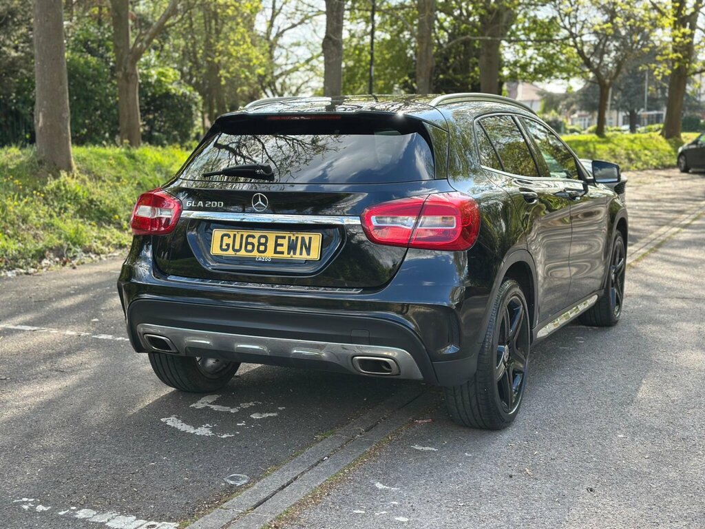 Mercedes-Benz GLA Class 1.6 Gla200 Amg Line 7G-dct Euro 6 Ss GU68EWN Black #4