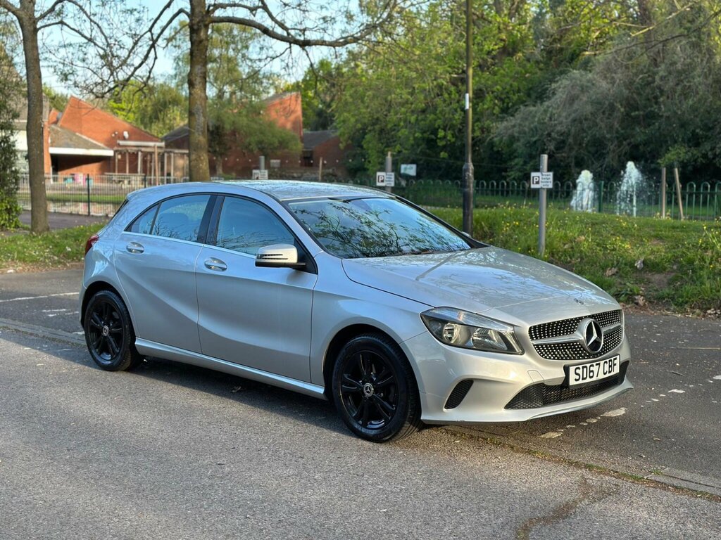 Mercedes-Benz A Class 1.5 A180d Se 7G-dct Euro 6 Ss Silver
