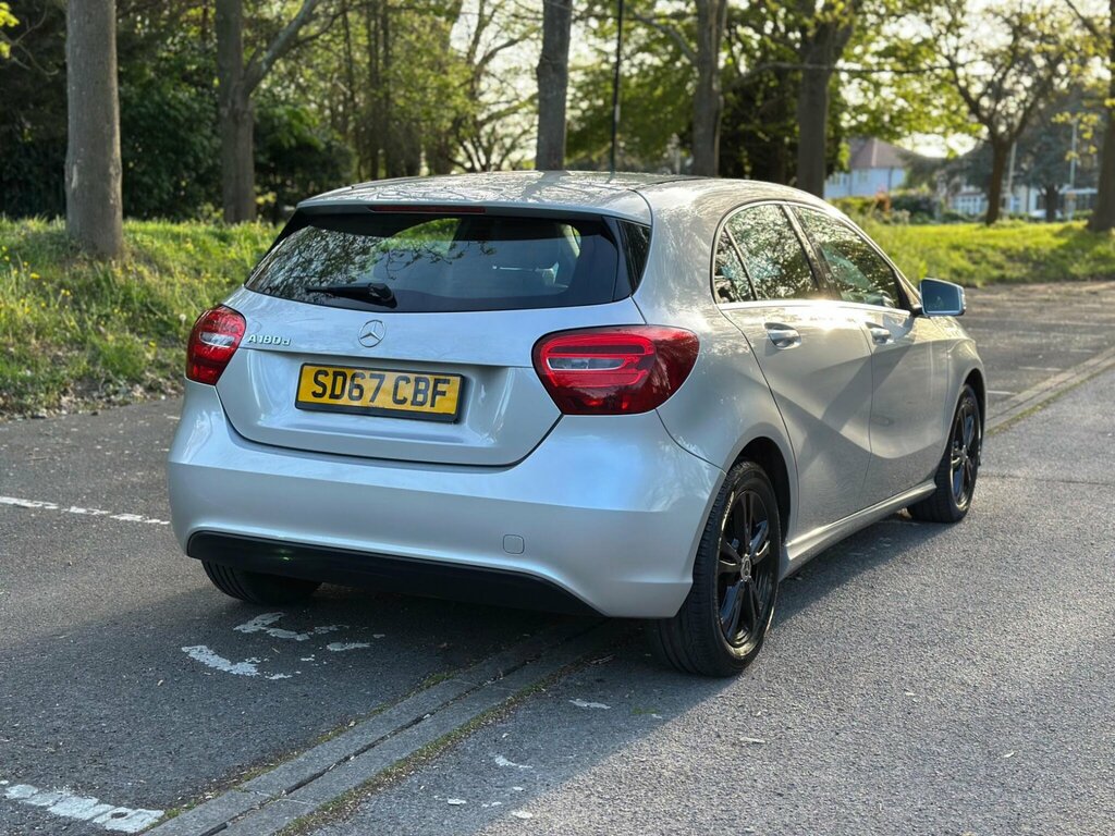 Mercedes-Benz A Class 1.5 A180d Se 7G-dct Euro 6 Ss SD67CBF Silver #4
