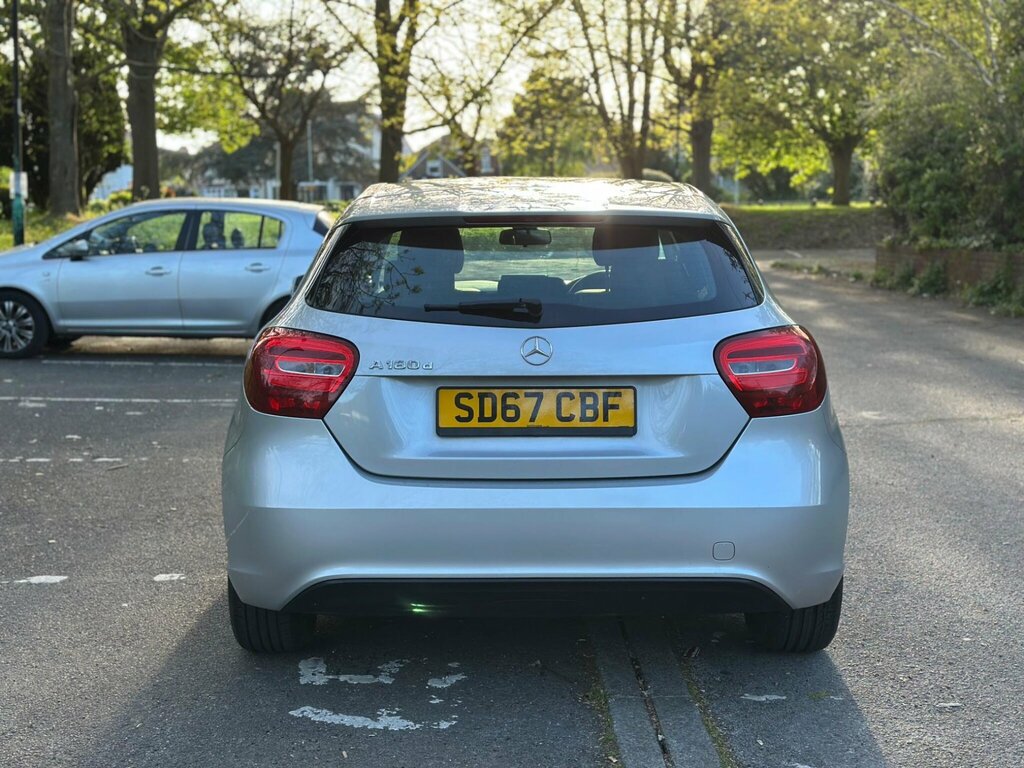 Mercedes-Benz A Class 1.5 A180d Se 7G-dct Euro 6 Ss SD67CBF Silver #5