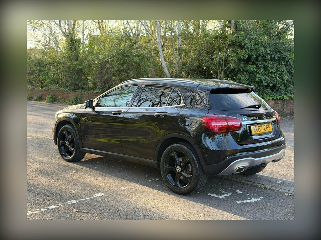 Mercedes-Benz GLA Class 2.1 Gla200d Sport Premium 7G-dct Euro 6 Ss AV67CFP Black #6