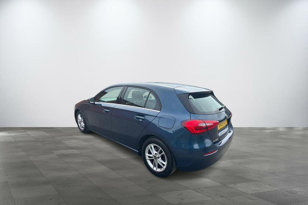 Mercedes-Benz A Class 1.3 A180 Se 7G-dct Euro 6 Ss AR19NSY Blue #5