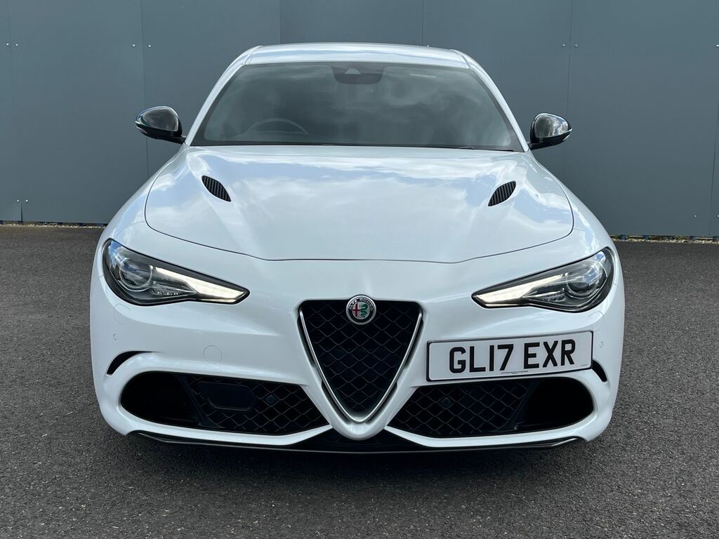 Alfa Romeo Giulia 2.9 V6 Bi-turbo Quadrifoglio Saloon Aut White #2