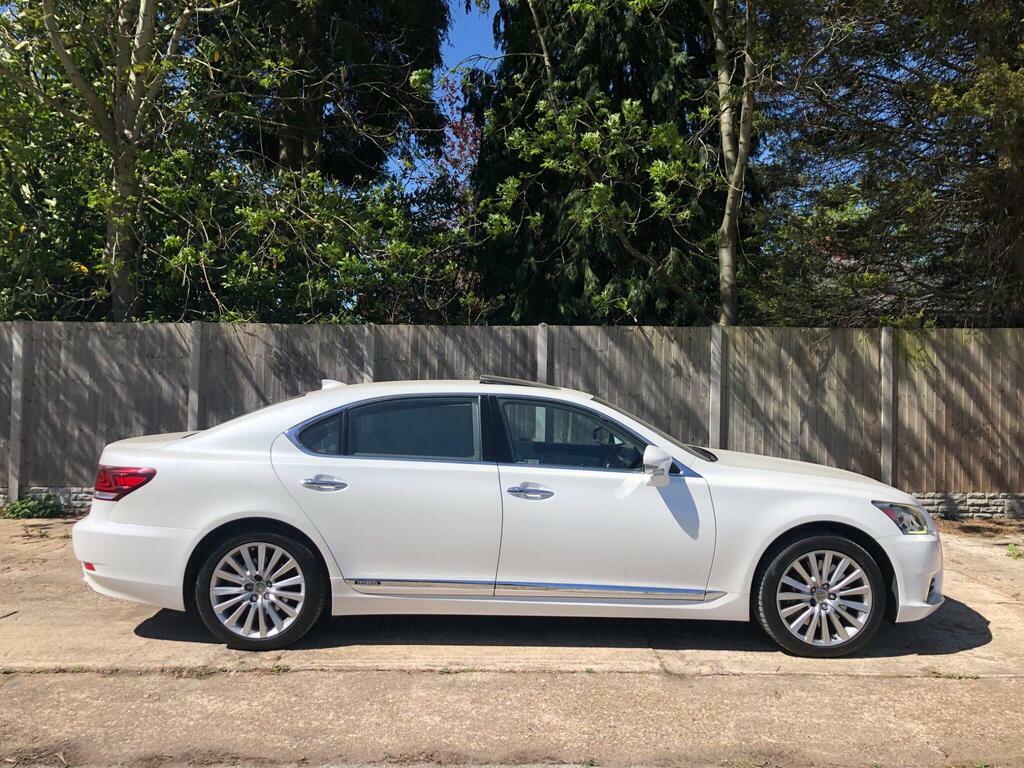 Lexus LS 5.0 V8 Premier Cvt 4Wd Euro 5 Ss Silver #2