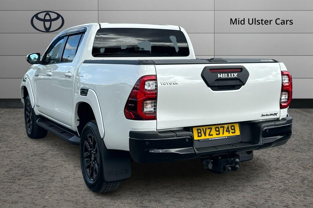 Toyota HILUX Invincible X Dcab Pick Up 2.8 D-4d BVZ9749 White #4