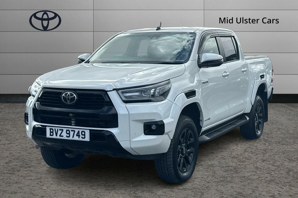 Toyota HILUX Invincible X Dcab Pick Up 2.8 D-4d BVZ9749 White #3