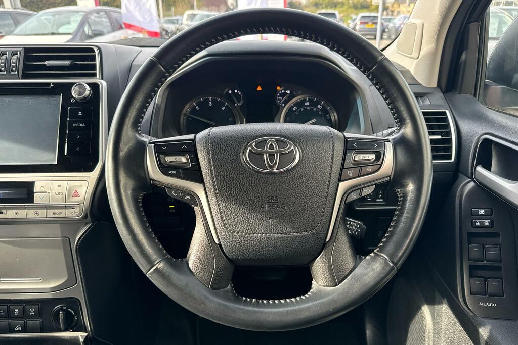 Toyota Land Cruiser 2.8 D-4d Icon 7 Seats WX19SVD Grey #6