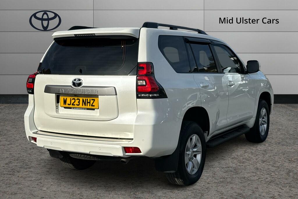 Toyota Land Cruiser 2.8 D-4d 204 Active 5 Seats WJ23NHZ White #2