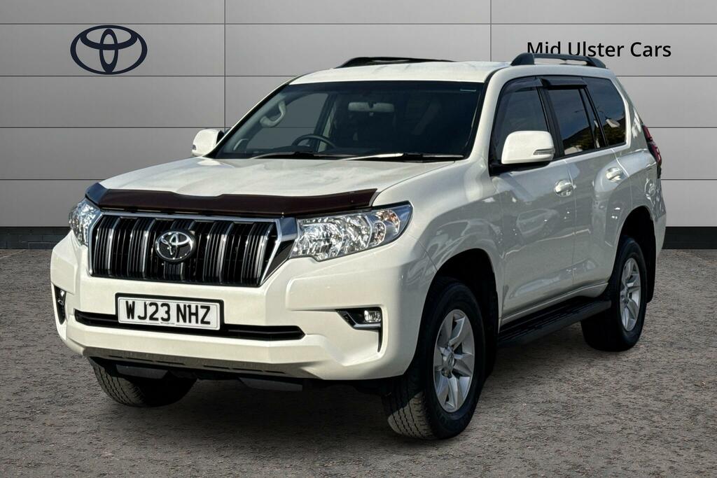 Toyota Land Cruiser 2.8 D-4d 204 Active 5 Seats WJ23NHZ White #3