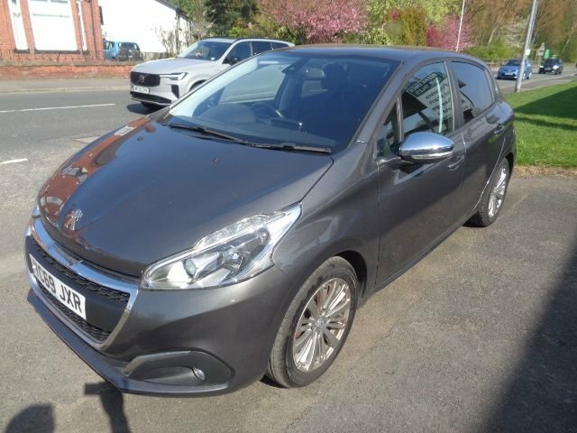 Peugeot 208 1.2 Puretech Signature Hatchback YC69JXR Grey #4