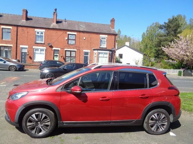 Peugeot 2008 1.2 Puretech Allure Suv Euro 6 Red #5