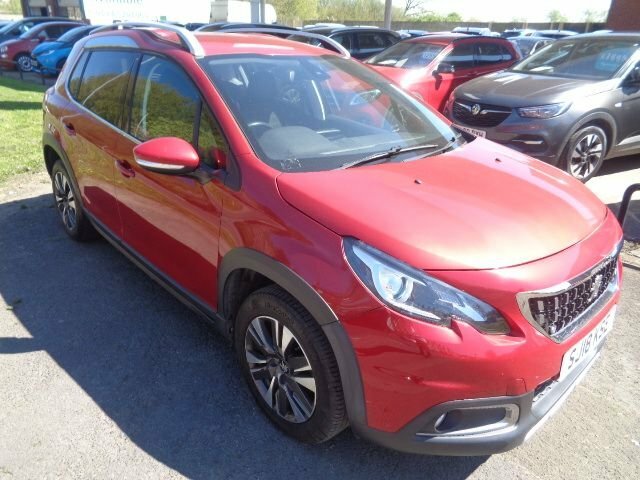 Peugeot 2008 1.2 Puretech Allure Suv Euro 6 Red #2