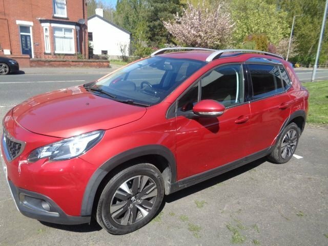 Peugeot 2008 1.2 Puretech Allure Suv Euro 6 Red #4