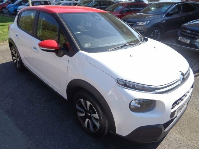 Citroen C3 1.2 Puretech Feel Hatchback Euro YH68VVT White #2