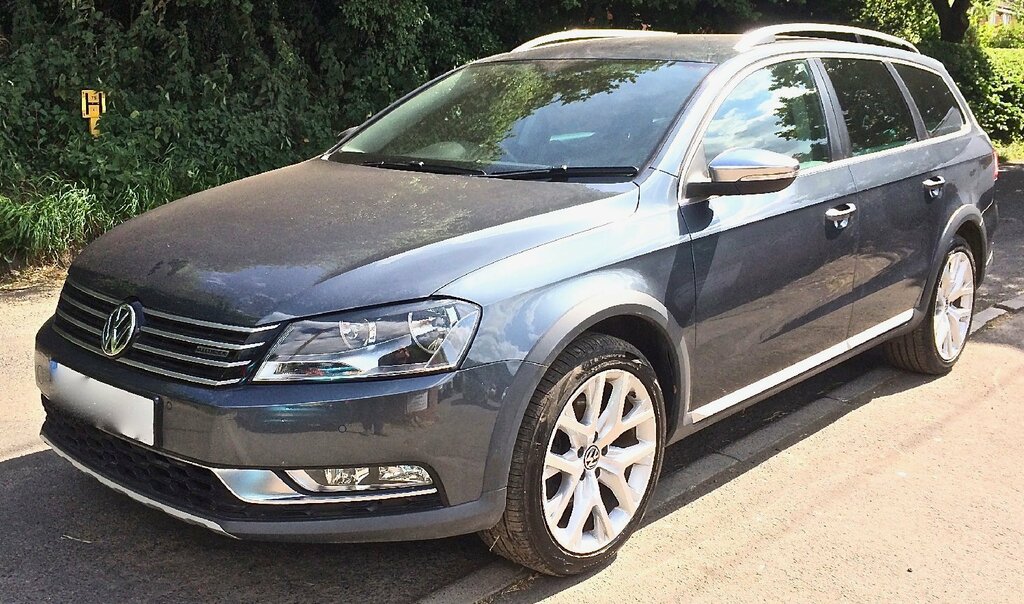 Volkswagen Passat Alltrack Estate 2.0 Tdi Bluemotion Tech Alltrack 201464 Grey #2