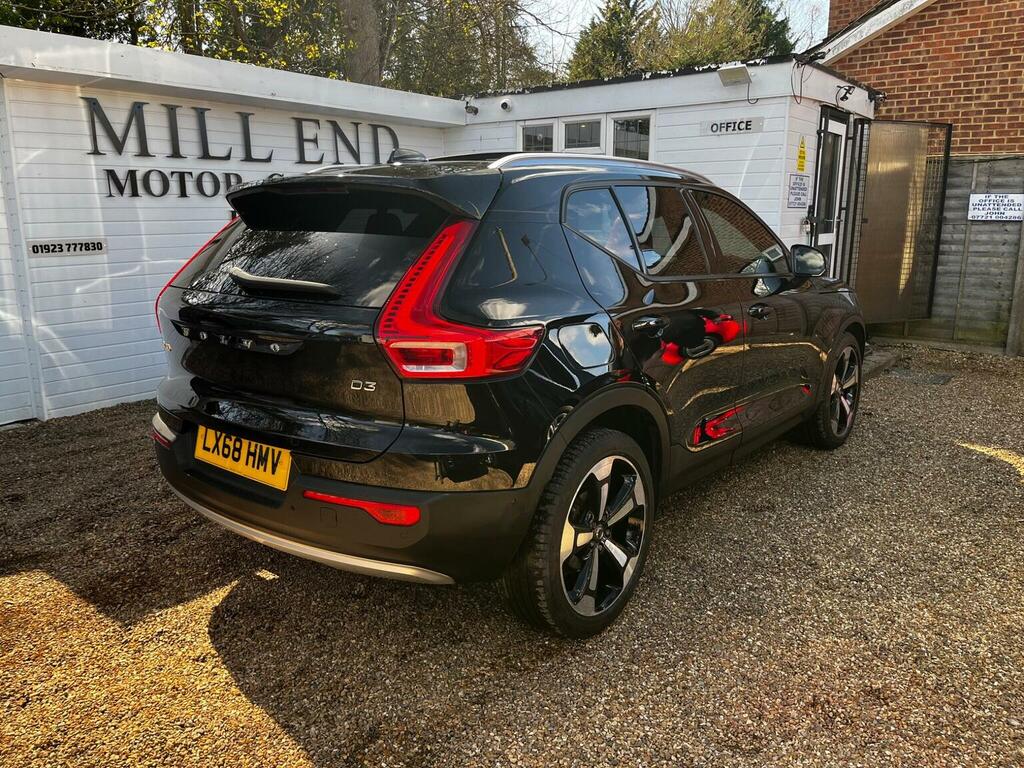 Volvo XC40 Suv 2.0 D3 Momentum Euro 6 Ss 201868 LX68HMV Black #6