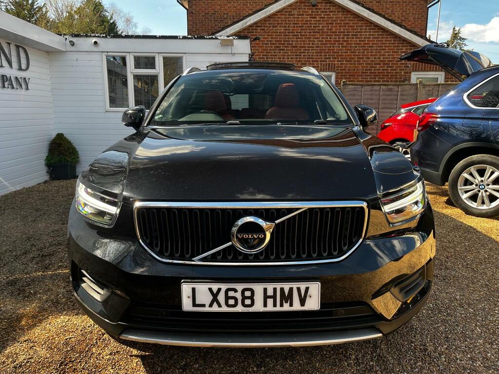 Volvo XC40 Suv 2.0 D3 Momentum Euro 6 Ss 201868 LX68HMV Black #3