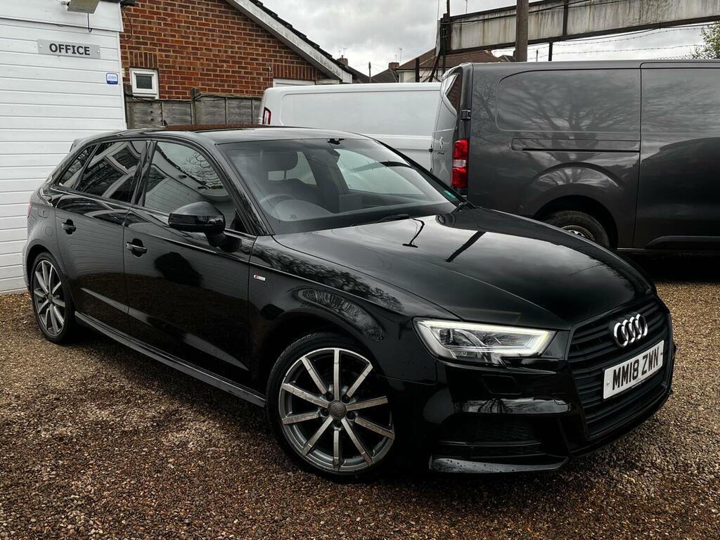 Audi A3 Hatchback 1.5 Tfsi Cod Black Edition Sportback S T MM18ZWN Black #4