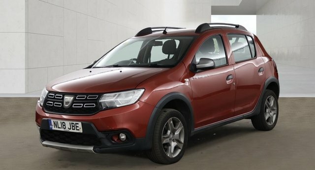 Dacia Sandero Stepway Dci Ambiance Hatchback NL18JBE Red #2