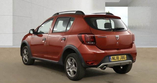 Dacia Sandero Stepway Dci Ambiance Hatchback NL18JBE Red #3