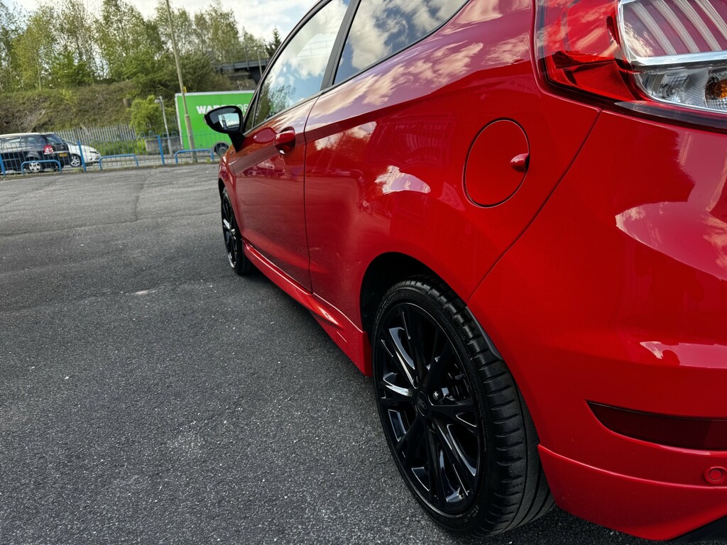 Ford Fiesta 1.0 T Ecoboost St-line 2017 RO17YWG Red #4