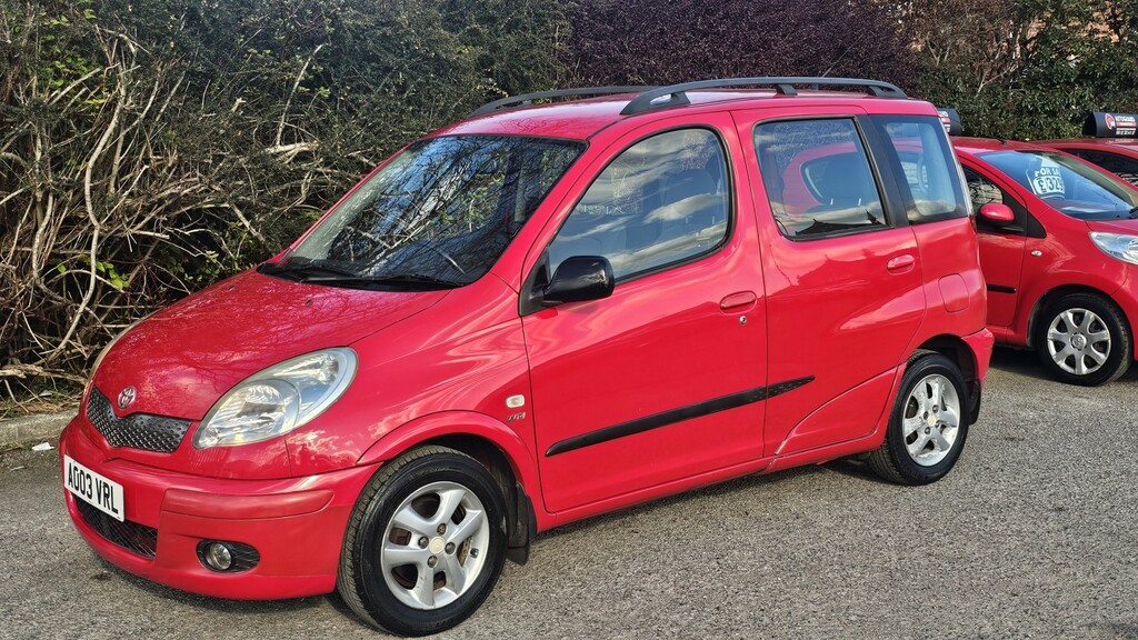 Toyota Verso 1.3 Vvt-i T Spirit AO03VRL Red #3