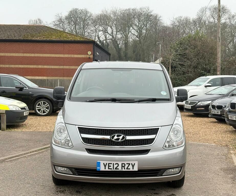 Hyundai I800 Mpv 2.5 Crdi Style Euro 5 201212 Silver #4