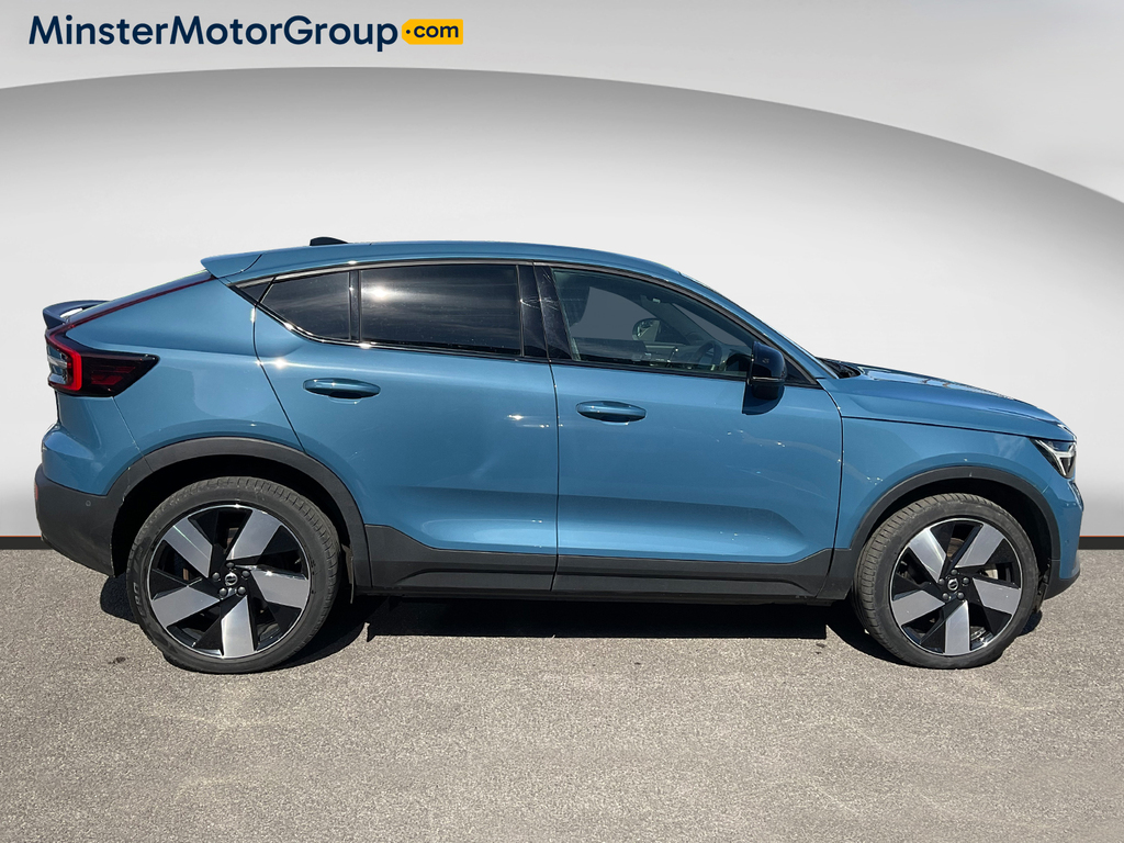 Volvo C40 Ultimate Recharge Ev CK23OGM Blue #2