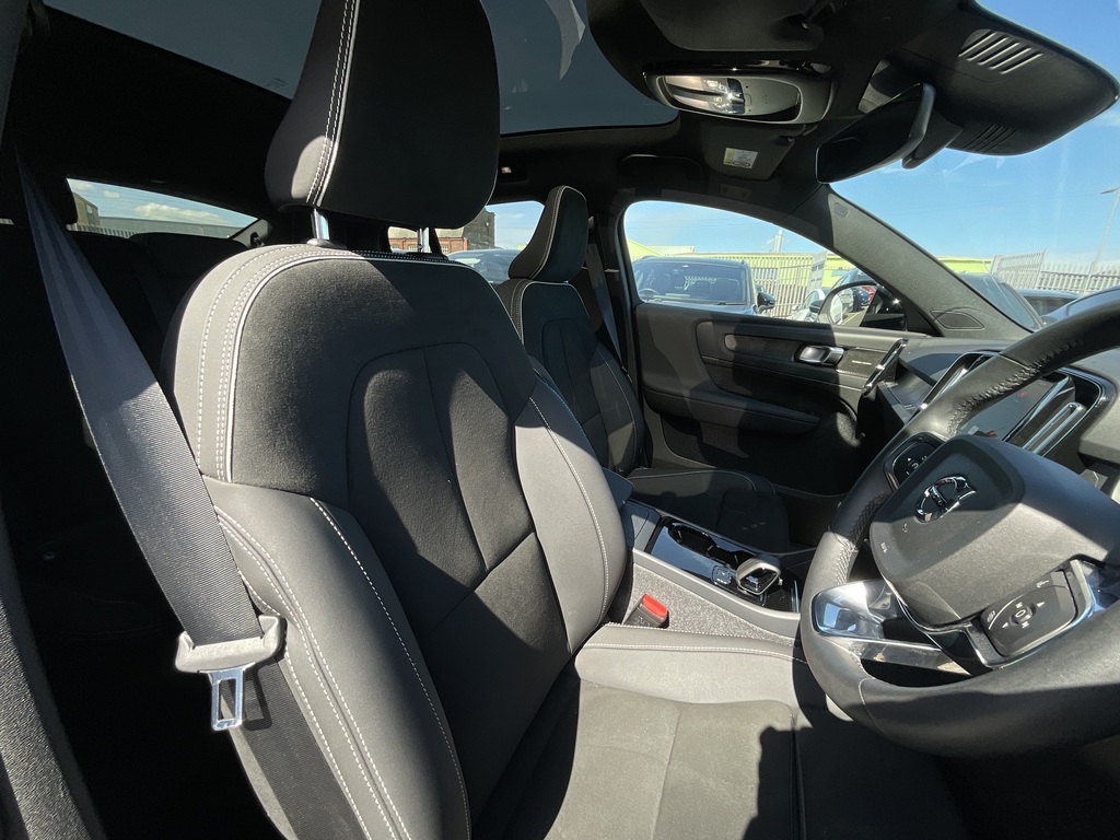 Volvo C40 Ultimate Recharge Ev CK23OGM Blue #6