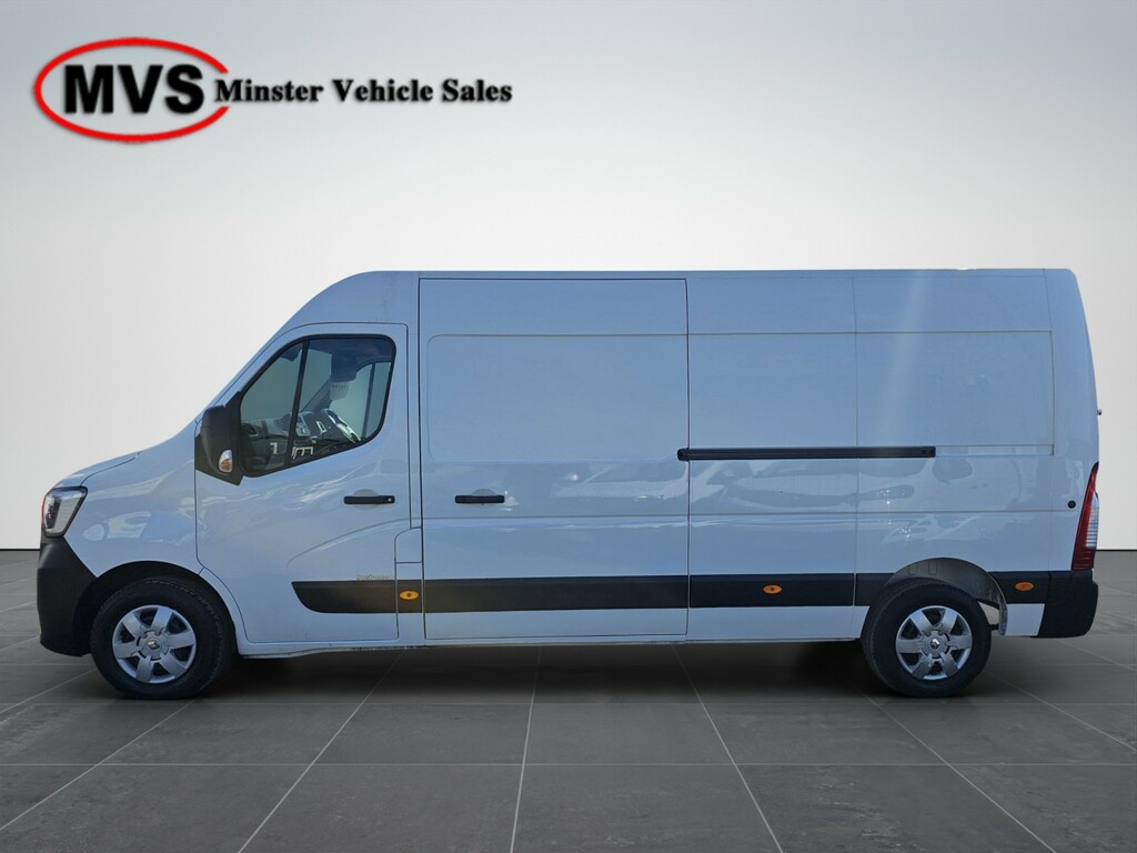 Renault Master 2.3-Fwd-lm35-dci-135-business-my22 HK23WUD White #4
