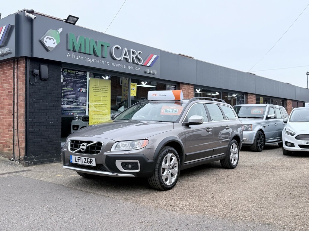 Volvo XC70 Estate 2.4 D5 Se Lux 201111 Grey