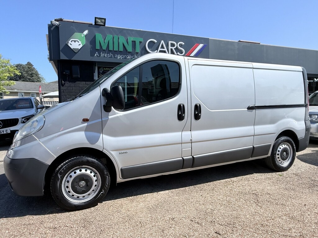 Vauxhall Vivaro Panel Van 2.0 2900 Cdti 201414 DS14BYP Silver #5