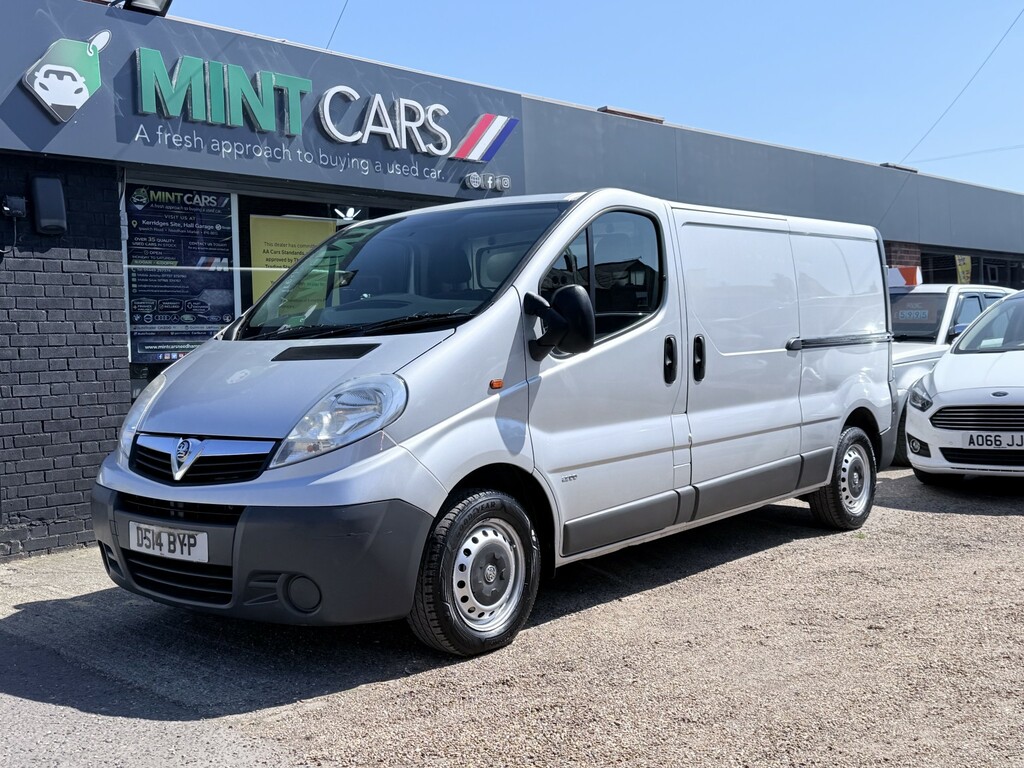 Vauxhall Vivaro Panel Van 2.0 2900 Cdti 201414 DS14BYP Silver #3