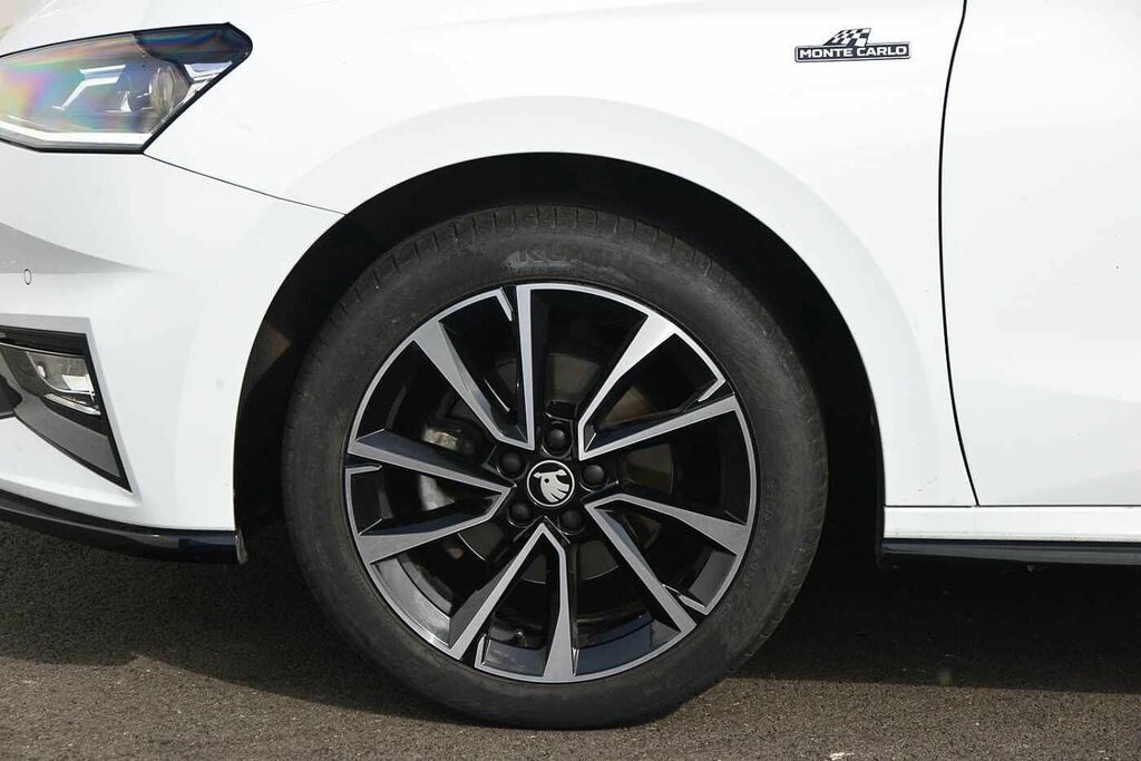 Skoda Fabia 1.5 Tsi 150 Monte Carlo Edition Dsg EF25DAO White #5