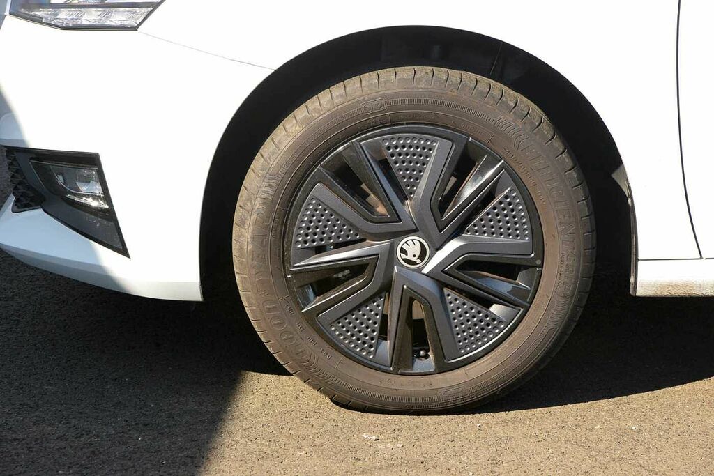 Skoda Fabia 1.0 Tsi 116 Design Edition DF25YTC White #5