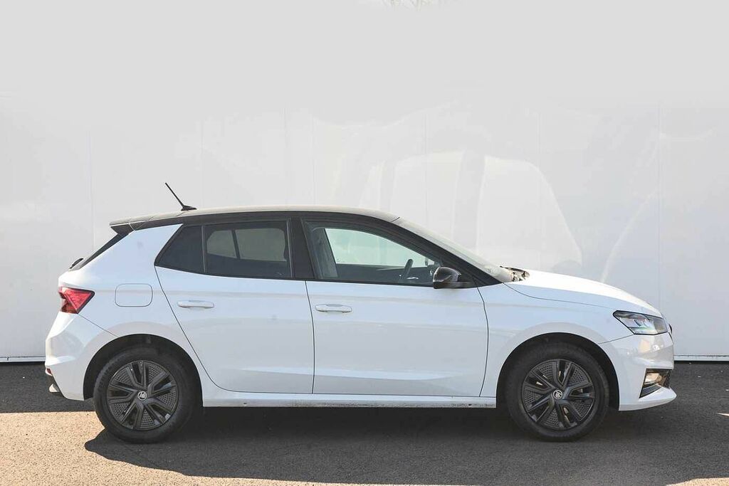 Skoda Fabia 1.0 Tsi 116 Design Edition DF25YTC White #4