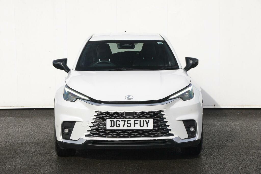 Lexus LBX 1.5 Takumi E-cvt DG75FUY White #2