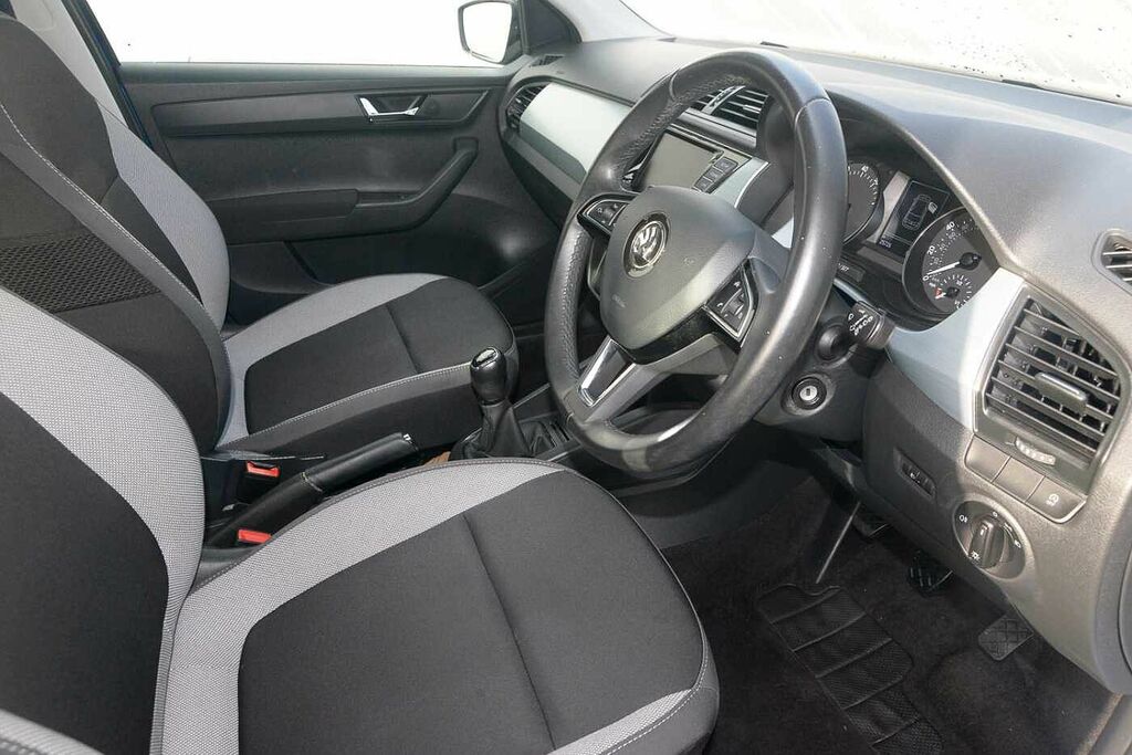 Skoda Fabia 1.0 Tsi Colour Edition DA18URX Blue #6