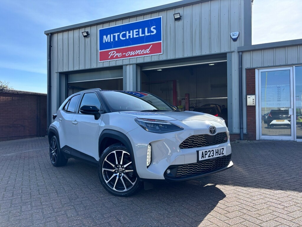 Toyota Yaris Cross 1.5 Hybrid Gr Sport Cvt Grey
