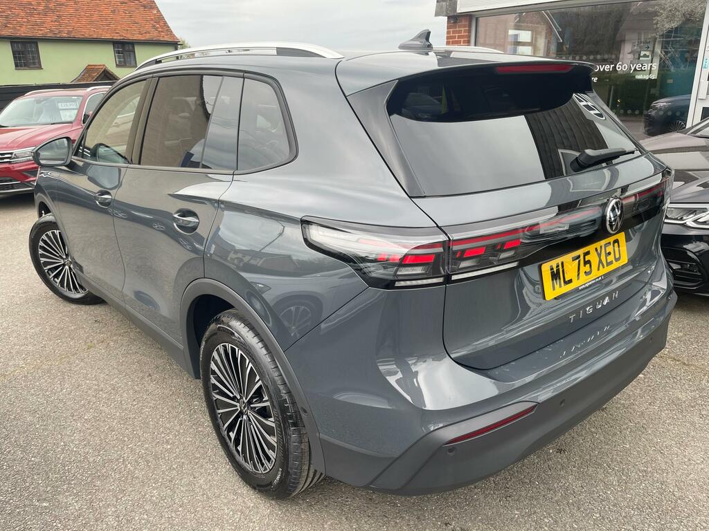 Volkswagen Tiguan 1.5 Etsi Mhev Match Suv Hybrid Dsg Euro Grey #3