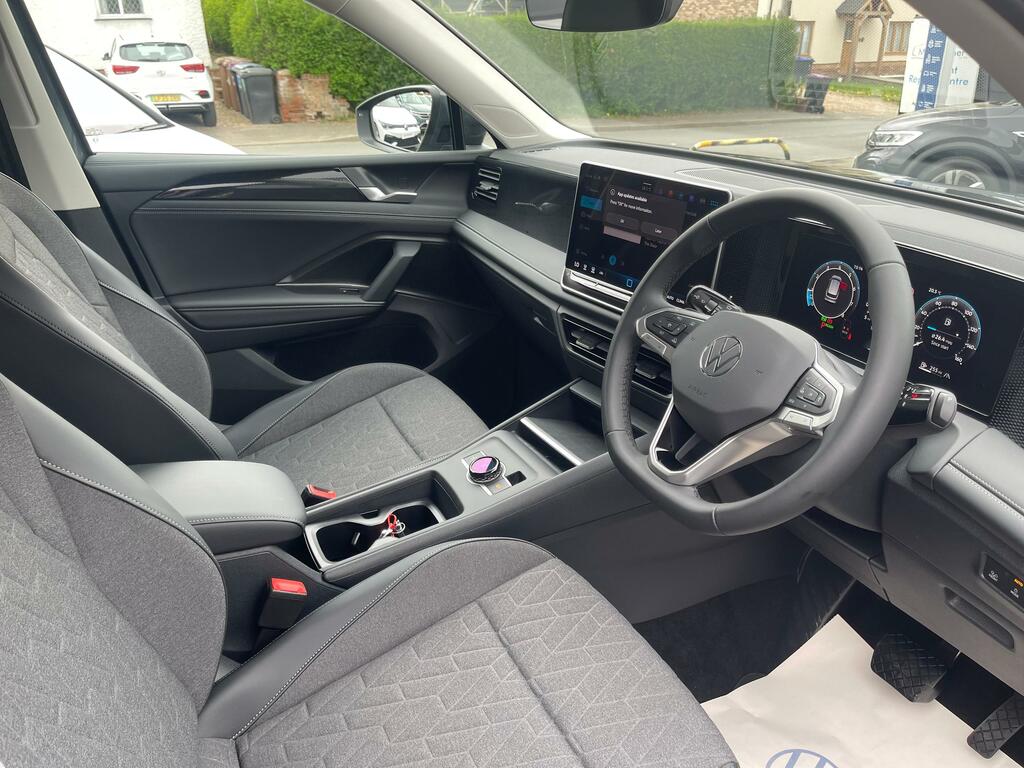 Volkswagen Tiguan 1.5 Etsi Mhev Match Suv Hybrid Dsg Euro Grey #4