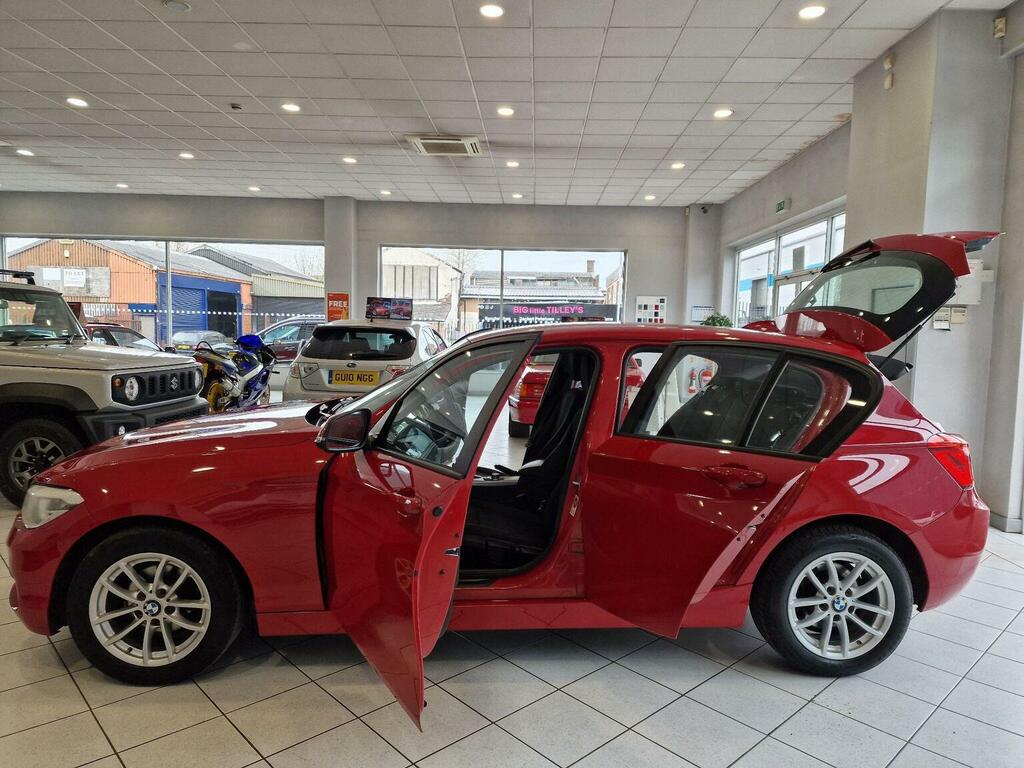 BMW 1 Series Hatchback 1.5 118I Se Euro 6 Ss 201616 WR16WYL Red #3